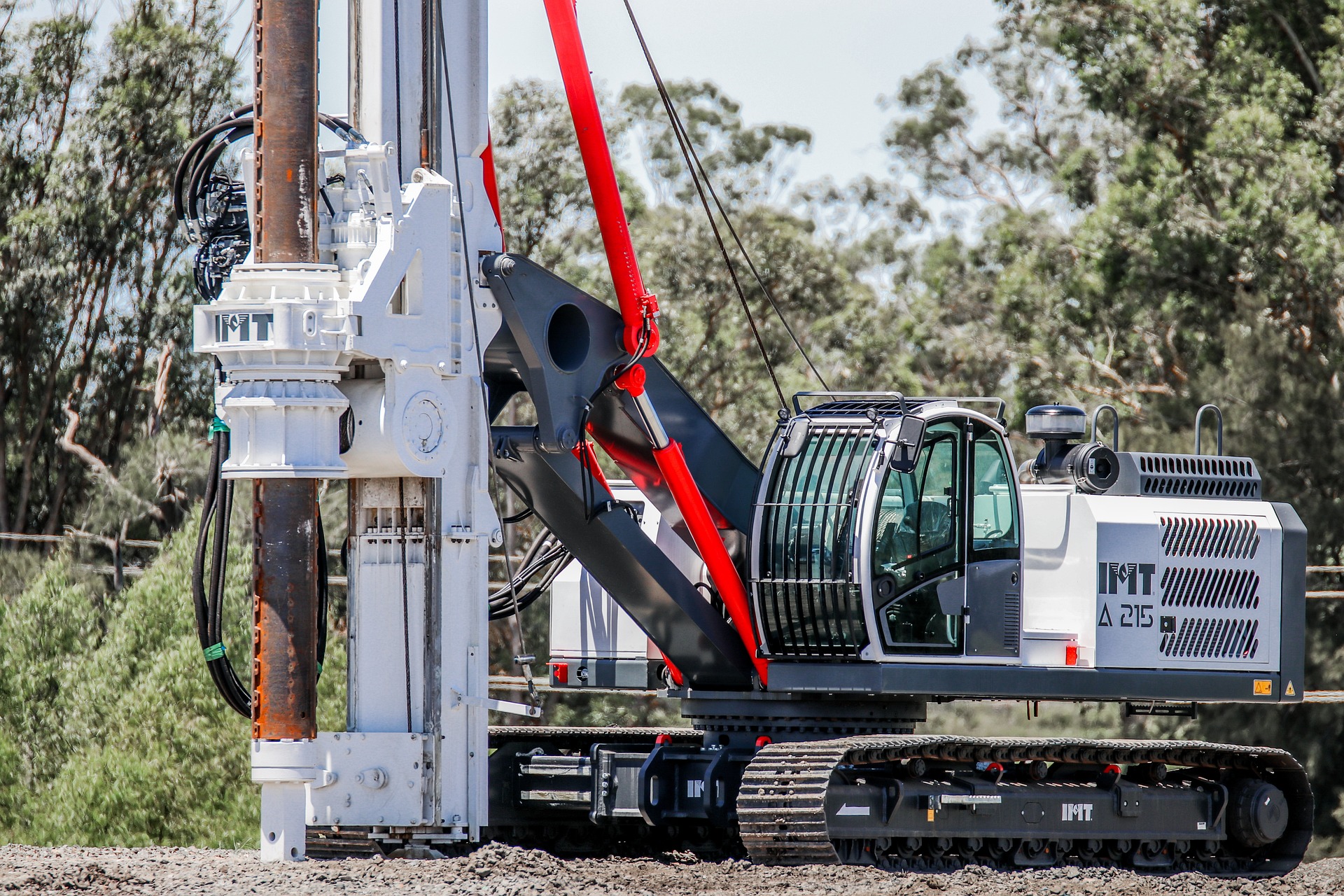 advanced piling rig